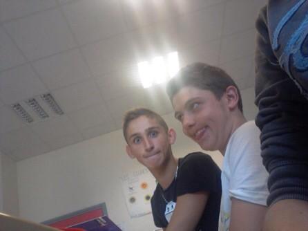 snapmdf's tweet photo. y'a plus de respect http://t.co/nxHob6EvqS