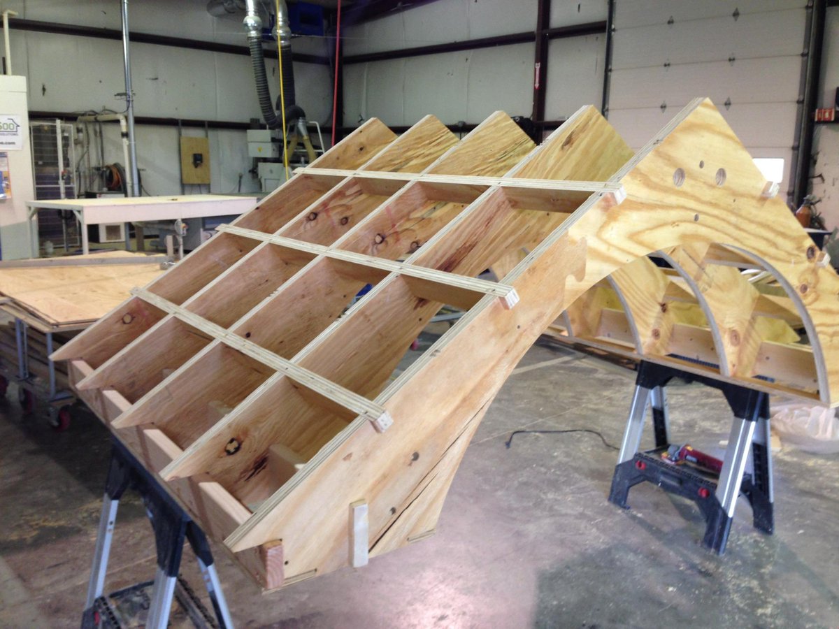 DigiConSoo's tweet photo. Another portico going to the Bronx! #3dmodeling #digitalfabrication #CNC #digiconsoo http://t.co/c5sso3P00w