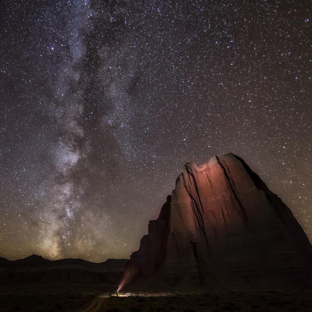 MindfulMeditat's tweet photo. Temple of The Sun @CapitolReefNPS #RedAdventure
#theexplorers #GetOutdoors @TETONsports http://t.co/vMNiams2dm