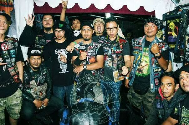 BattleVestJKT's tweet photo. Brother Vest #Battlevestassault #BattleVestJKT http://t.co/XkEzKjlHBs