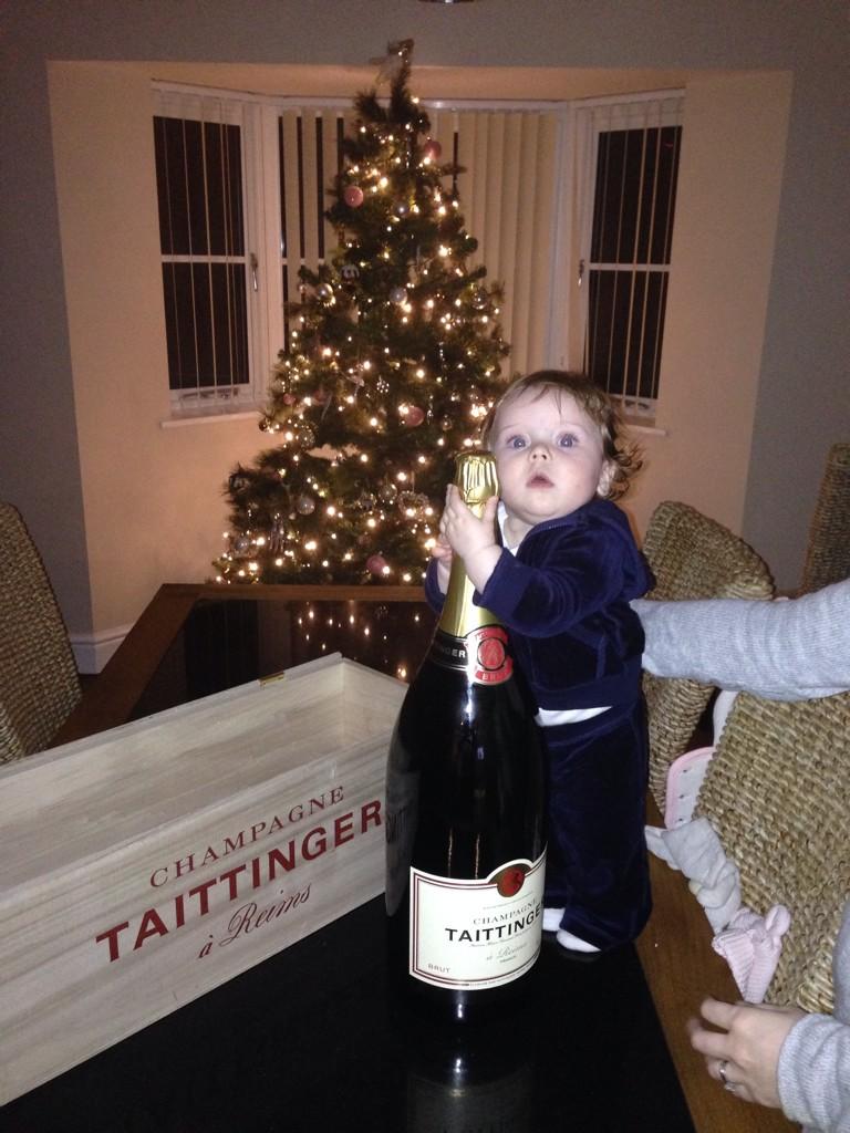 josephmarine's tweet image. Huge thank you to @AnthonyMotors for such a lovely gift - looking forward to cracking it open
#champers #mathusalem