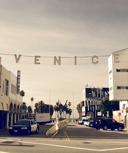 modigbror's tweet photo. Right place to be? #modigbror #venicebeach #beach #sand #waves http://t.co/TiZ1OWvWok