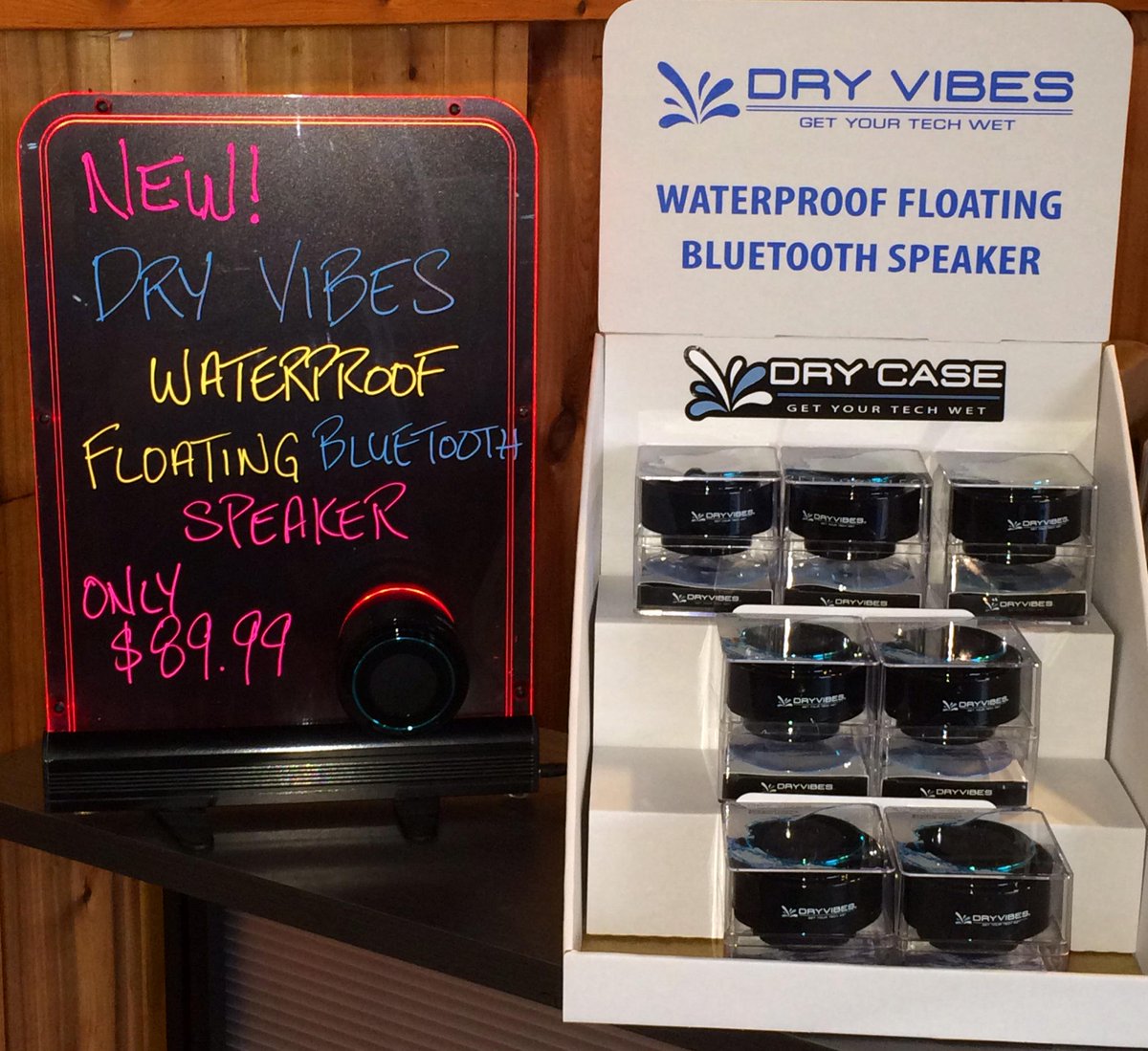 Looking for an awesome gift idea?  Check out these #dryvibes waterproof #speakers.