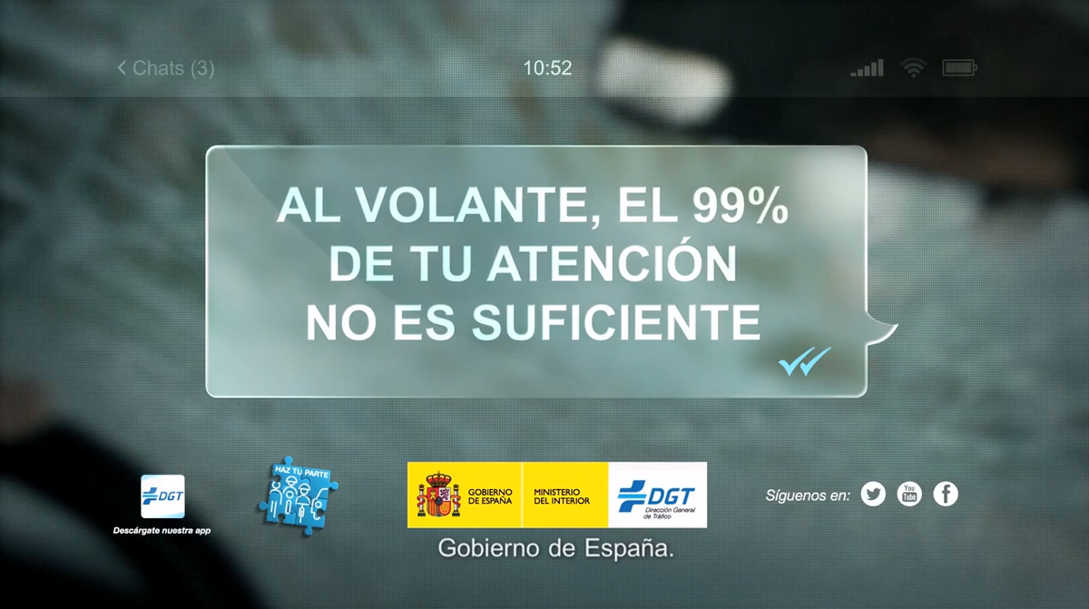 interiorgob's tweet photo. Si estás conduciendo, toda tu atención en la carretera. Deja el móvil para otro momento #CampañaDistracciónDGT http://t.co/dag3iG6Pk1