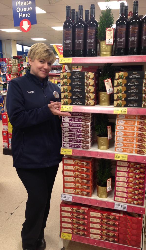 Well done to Debbie our christmas superstar today,thank you for your hardwork#christmas #tesco #Doncaster