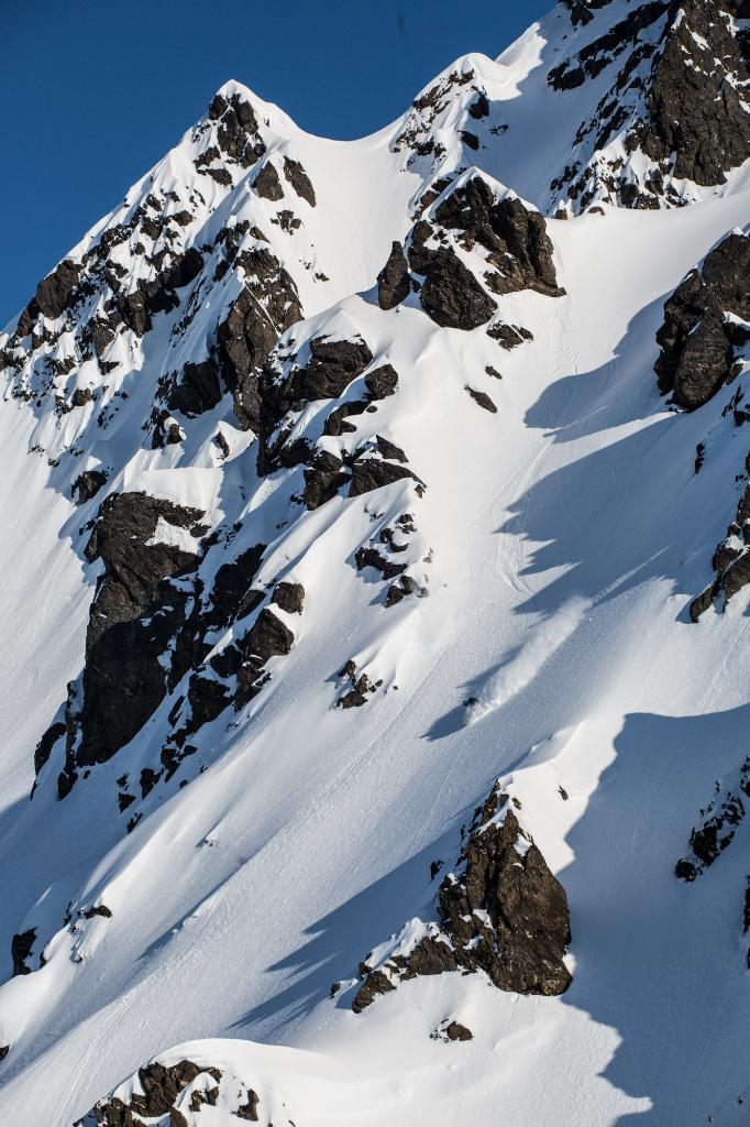 redbull's tweet photo. .@SteepSkiing makes surviving avalanches look easy in the latest episode of #FacesOfDav http://t.co/kM8NtWwWJV http://t.co/tzvPYSlHvO