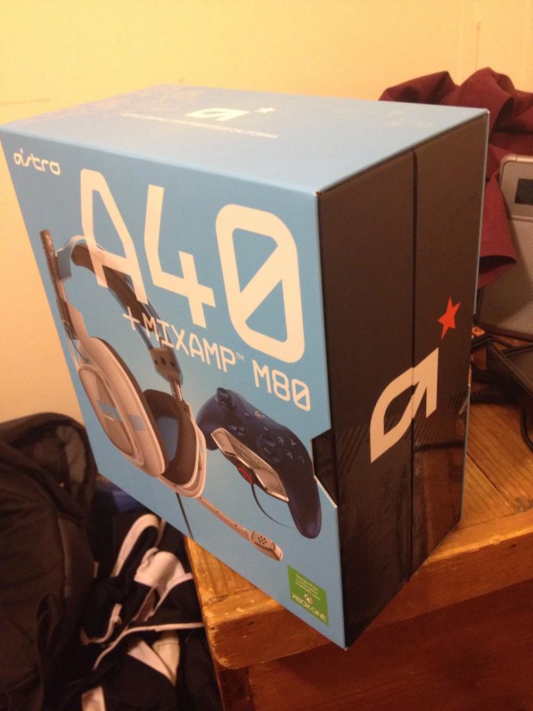 SlyGuyBraden's tweet photo. GIVEAWAY! Rt &amp; Follow announce the winner at 200 followers @YTRetweets @FollowTrainsG @Gamer_RTweets @ShawnAbner http://t.co/v19SnQTLoP
