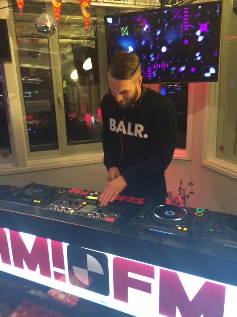 bijigmar's tweet photo. Zin om lekker te gaan? Check dan nu slamfm.nl voor een dikke set van @DJNiemeyer! #slamfm #bijigmar #fissaaa http://t.co/uOSTbGgKmK