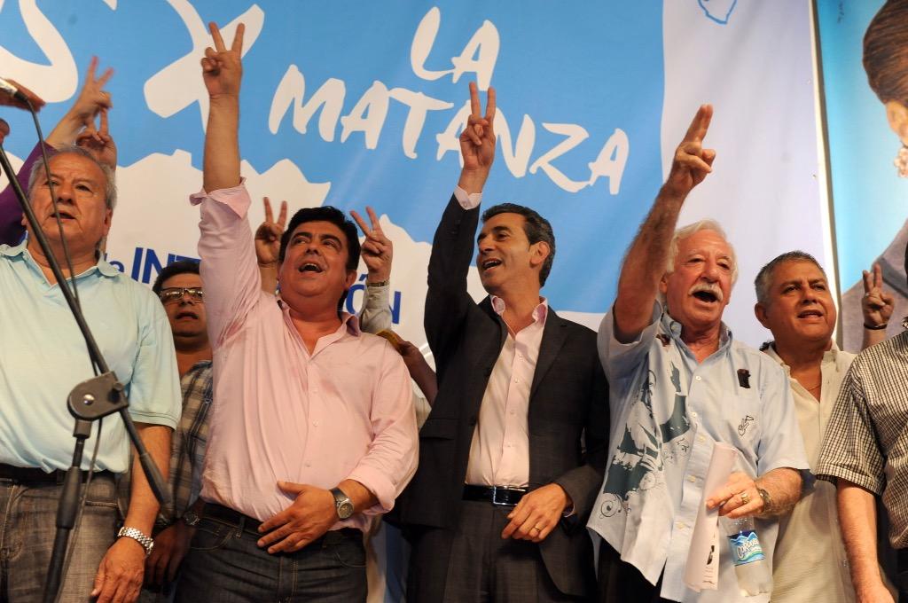 Randazzo2015's tweet photo. .@RandazzoF en La Matanza. cc @FerEspinozaOK http://t.co/yvLVU7Fib9