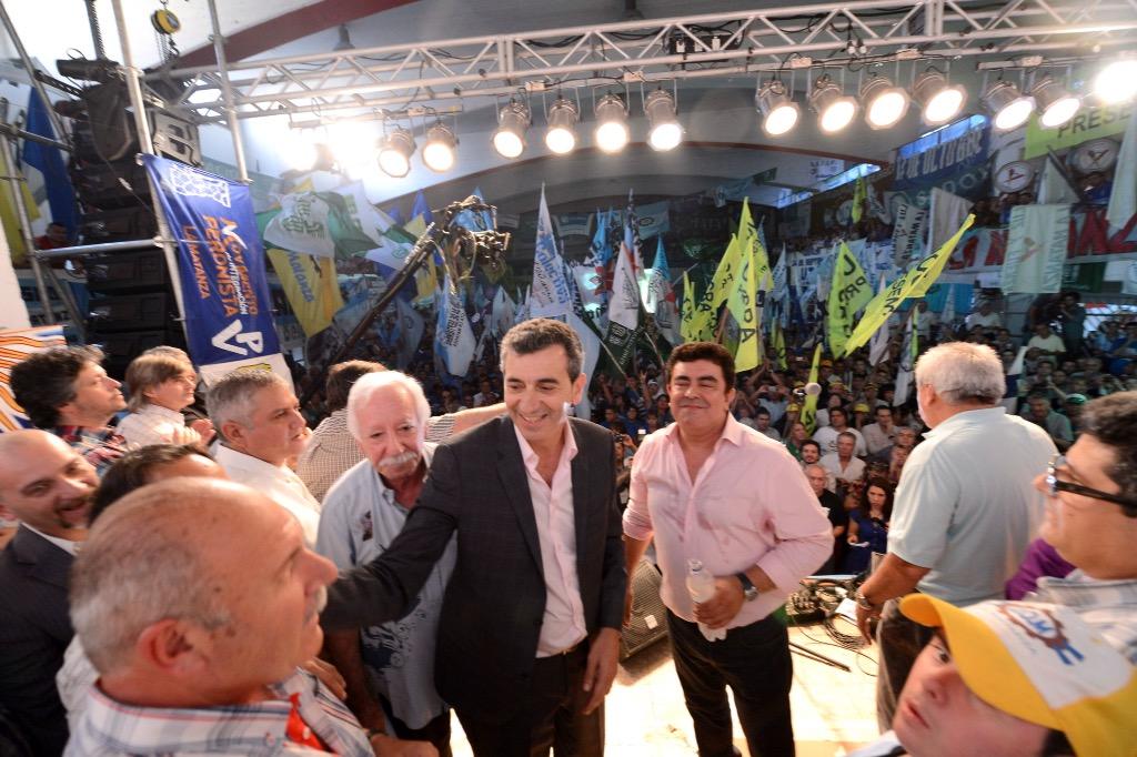Randazzo2015's tweet photo. .@RandazzoF en La Matanza. cc @FerEspinozaOK http://t.co/yvLVU7Fib9