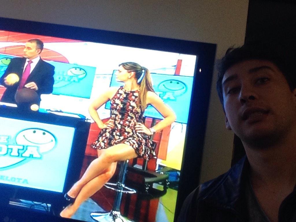jg_camilo's tweet photo. @GentePelota para ganar con el selfie de hoy http://t.co/hnSigPmNMK