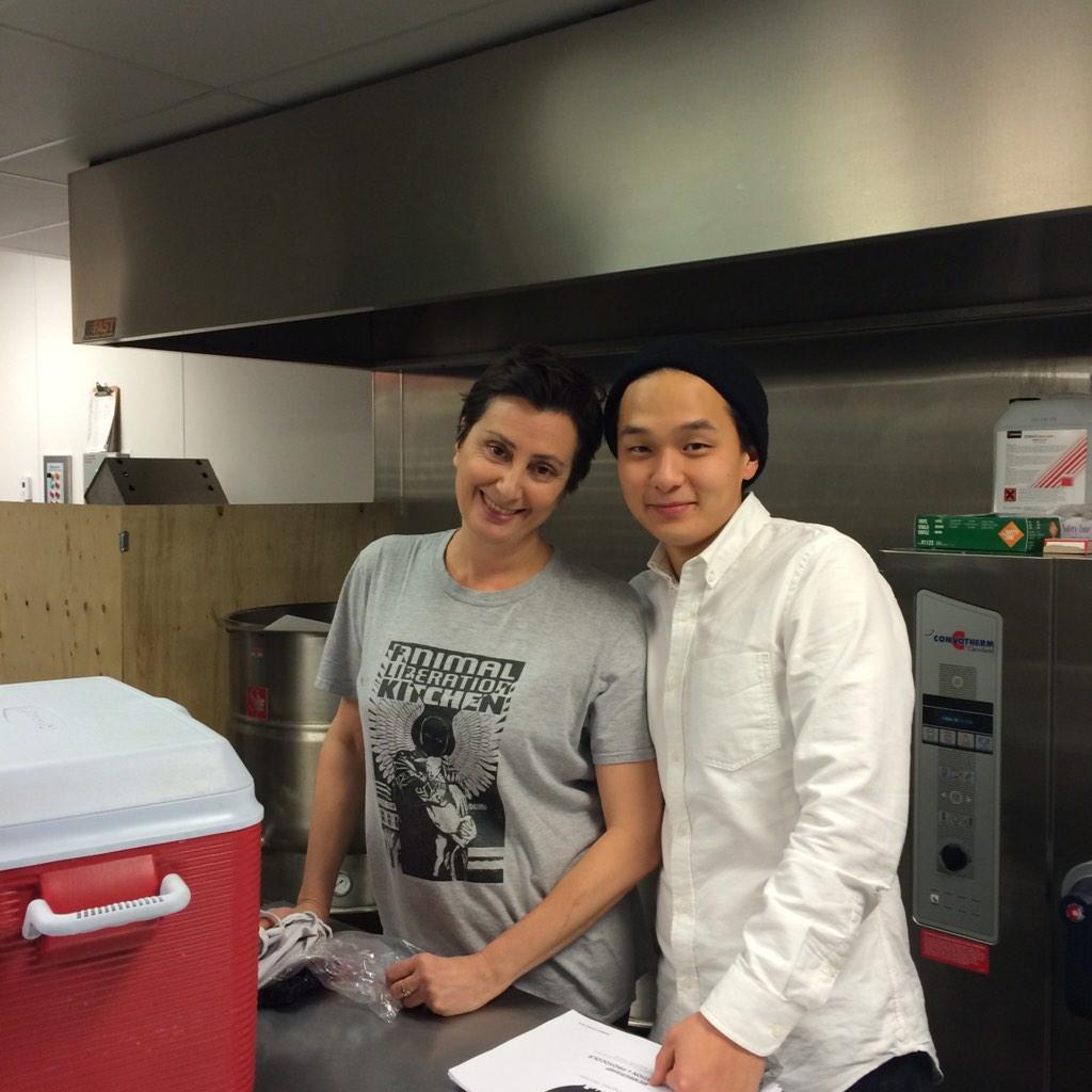 catertoronto's tweet photo. BIG welcome to our newest #kitchenprogram member, @animalLkitchen!! http://t.co/ZECfnMJYZE