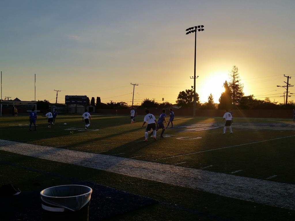 SGUSDSupt's tweet photo. Enjoying some Eagles soccer this fine afternoon. http://t.co/5qLQjPR7Gm