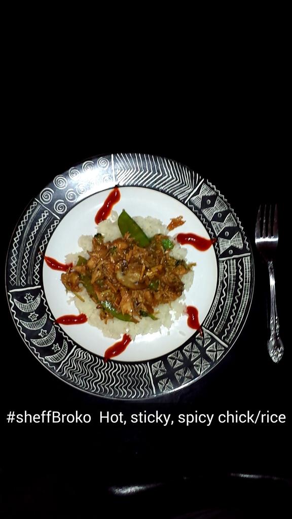 Hot, sticky, spicy chicken and vegtable stir fry over rice with some rooster sauce. #killinit #sheffbroko