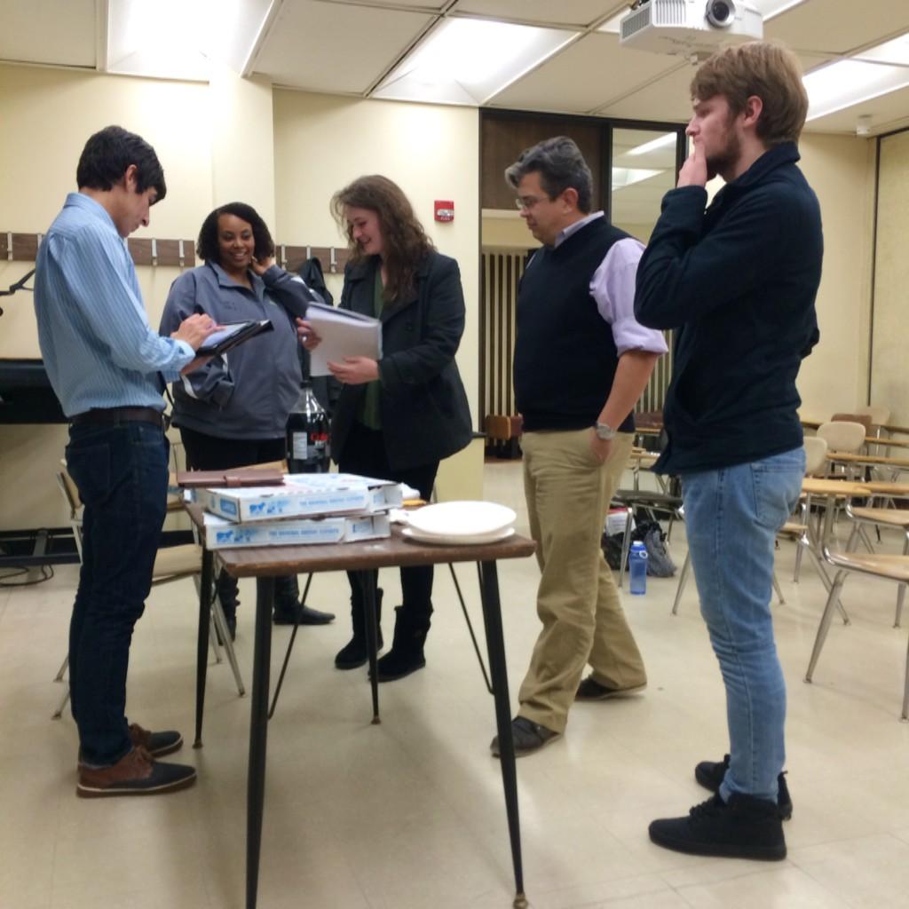 DavidDdd50's tweet photo. @uasociologyclub Big plans for the spring are in the works! #pizza http://t.co/LXYc9HuEJz