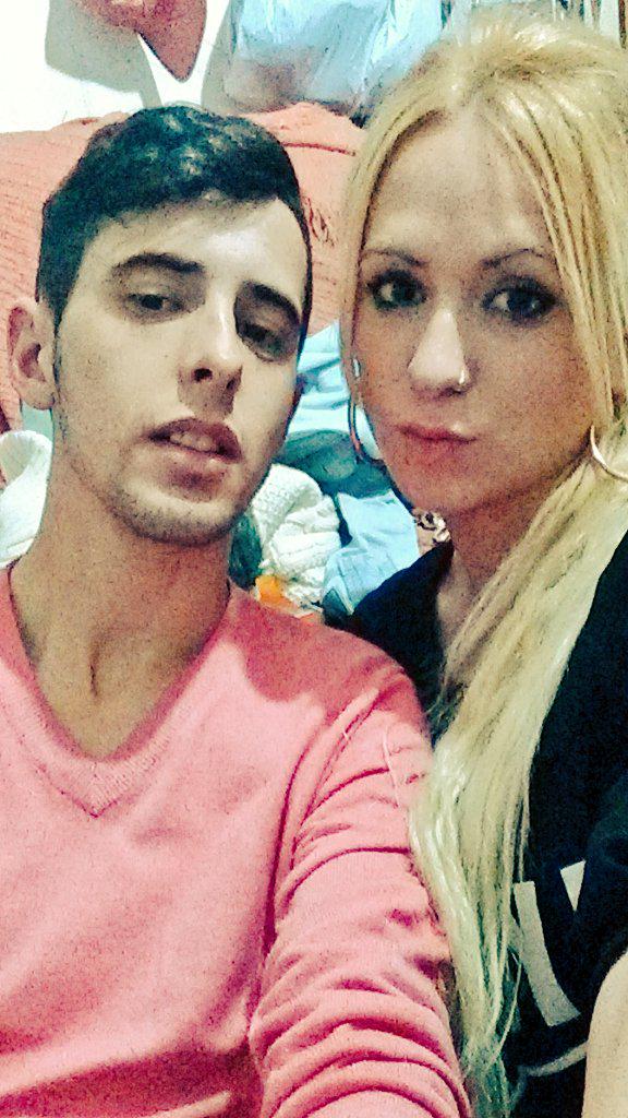 DaveDropsaGems's tweet photo. 'Y ser Roma para que todos los caminos te lleven a mi.' 😍💑 http://t.co/gmWgsqodwm
