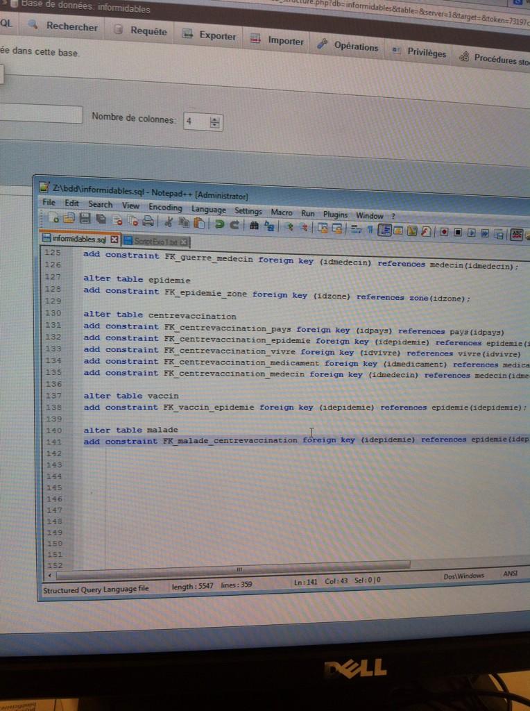 Informidables's tweet photo. Un rapide aperçu de notre progression, encore 6h de travail. Du code toujours du code. #nuitinfo #nuitinfo2014 http://t.co/BmD5Disz6w