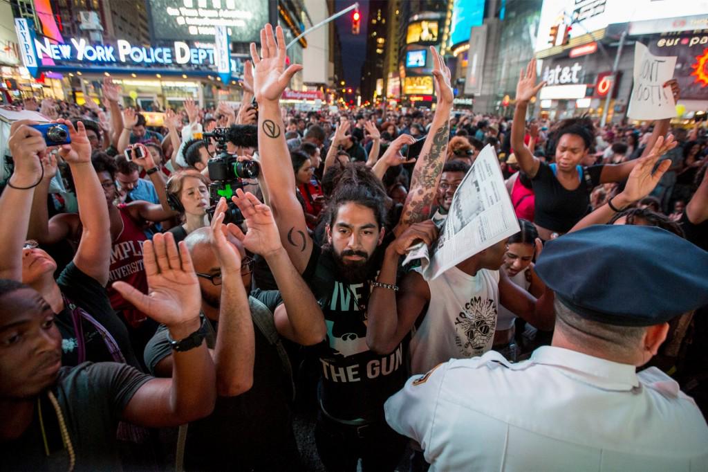 Twitter Hashtag #CrimingWhileWhite Trends as White People Confess to Unpunished Crimes ow.ly/Foskd