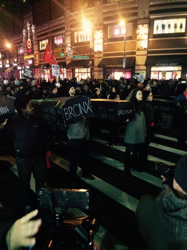 #NoBusinessAsUsual RT @Lumumbabandele: #BarclaysCenter #Shutdown #ThisStopsToday