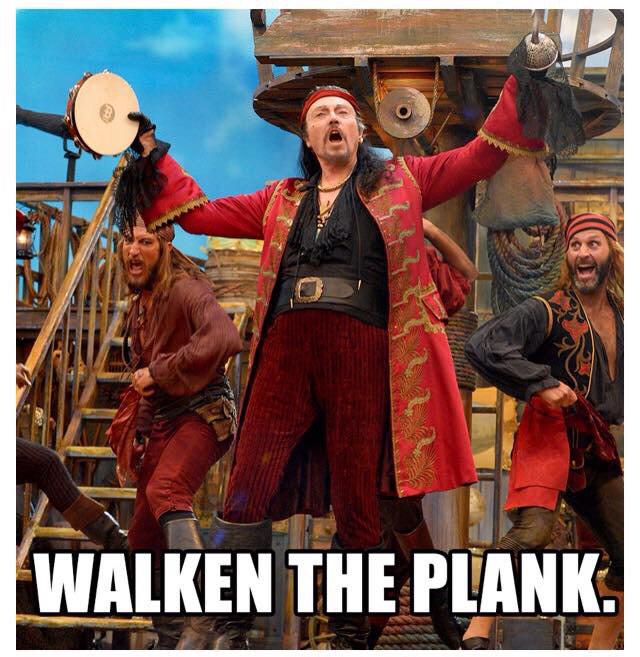 AndyWhisney's tweet photo. Saw this and laughed so hard.  #PeterPanLive #WalkenThePlank http://t.co/VEQ0N8RKIt
