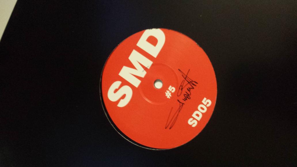 Boxia_Music's tweet photo. Santa @Slipmatt early xmas present. Cheers Matt this'll can join it's relatives #smd1 #smd2 #smd3 #smd4 #smd5 http://t.co/ix6Zt0D3dK