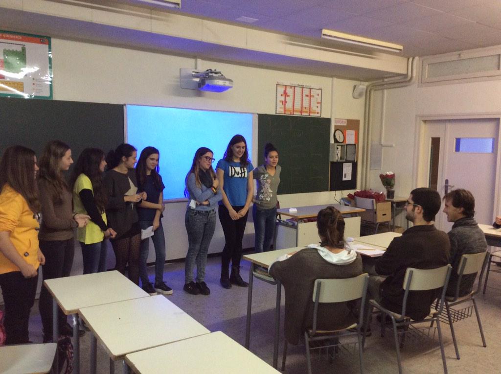 CasalsGracia's tweet photo. Micro FLL #Judging @CasalsGracia #CoreValues #Project #RobotDesign #FLLWorldClass @firstlegoleague http://t.co/Qt2yFApKIO