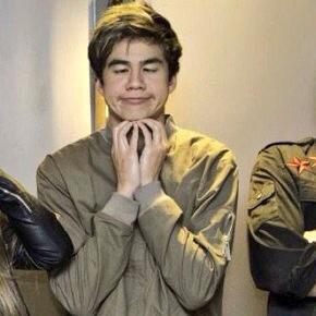 fiveSOStumblr's tweet photo. 24/7 http://t.co/7oSLxAIIXs