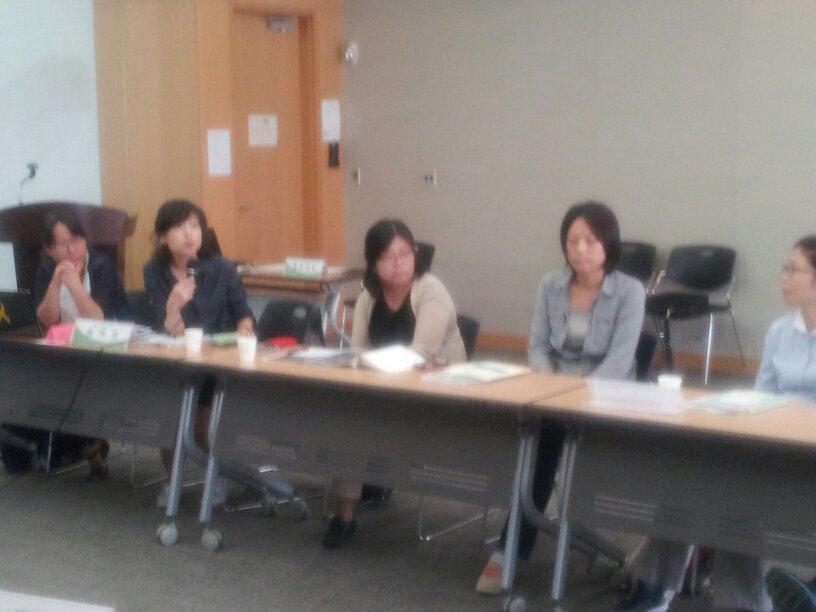 dolse4040's tweet photo. 9월26일(금)10시~12;30시에성남시청에서학교협동조합설립에대한설명회가이우중학교등 5개교학부모님과 학교 관계자들이 참석해 열띤 토론이 이어졌고이로미루어 성남지역 학교협동 조합의 미래는 희망이 보인다하겠다ㅡ http://t.co/Lx57LU1sys