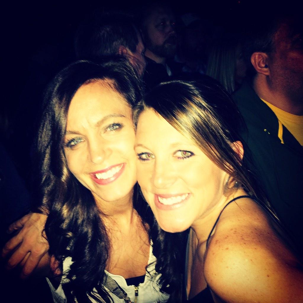 crystalwisco's tweet photo. @ericchurch   Amazing show  #outsiders http://t.co/S4yVDX3Axs