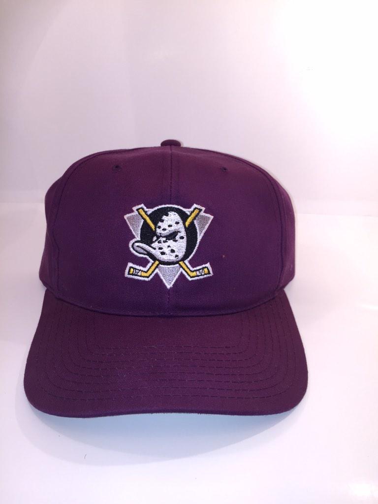 SnapGods's tweet photo. Retweet if you would wear these SnapBacks!  

#VintageSnapBack #Snapbacksforsale   

http://t.co/8OidBC76pT http://t.co/UV8Ps6oNiq