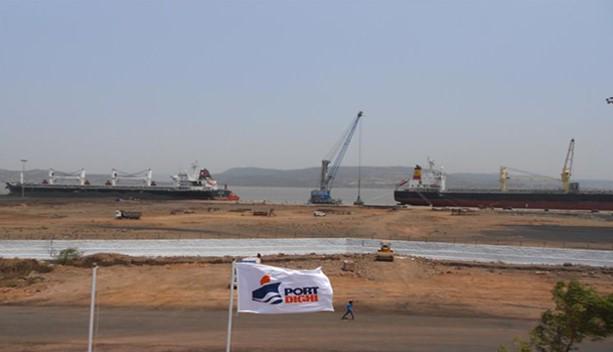 Dighiport's tweet photo. The first Greenfield port in Maharashtra, multipurpose,multi cargo,all weather port with deep draught,direct berthing http://t.co/fd1JxgbxyG