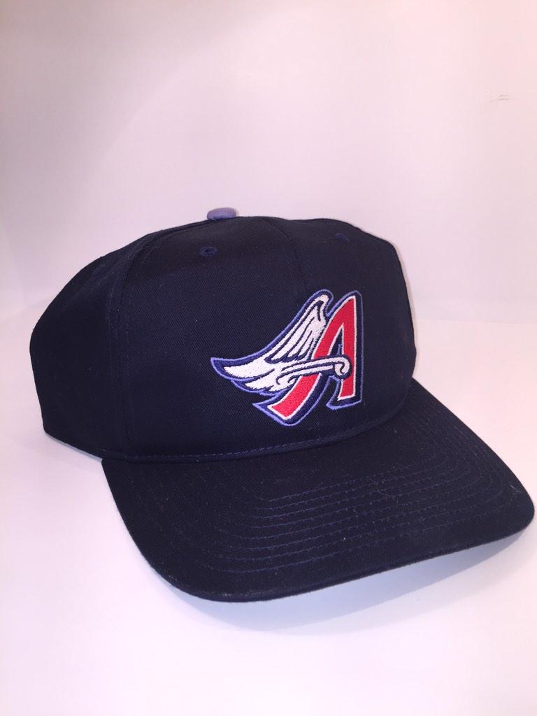 SnapGods's tweet photo. Retweet if you would wear these SnapBacks!  

#VintageSnapBack    

http://t.co/8OidBC76pT
@Tyga http://t.co/Nhz2Ixzsi9