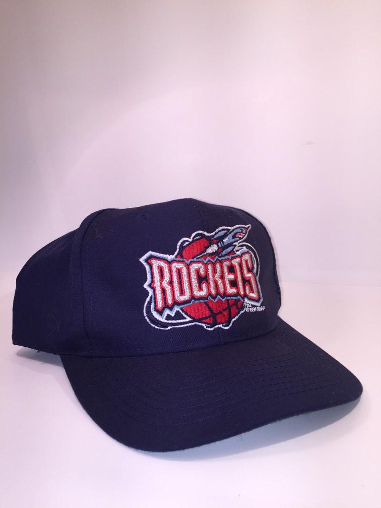 SnapGods's tweet photo. Retweet if you would wear these SnapBacks!  

#VintageSnapBack    

http://t.co/8OidBC76pT
@Tyga http://t.co/Nhz2Ixzsi9