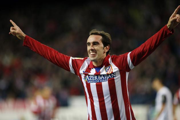 DeanHands's tweet photo. @scubasteve1232 Deals for Kevin Strootman and D.Godin could materialise as early as next month. [Telegraph] #MUFC http://t.co/9D9Xh1qG0m”