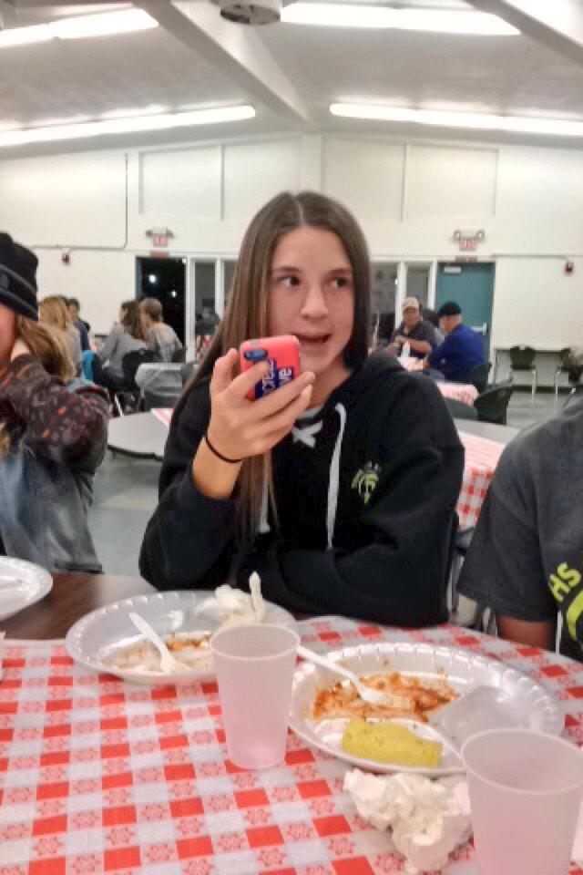 haleyisaakfans's tweet photo. When someone says they don't like Haley #haleylessheathens #haleybless http://t.co/2a8beiGjlj