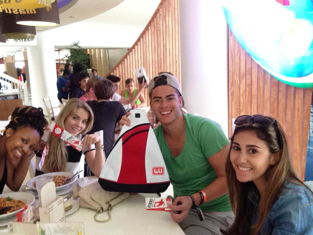 rage4ulive's tweet photo. Enjoy it :) "@Stefyp02: @rage4ulive Thanks for the selfie stick! #4U http://t.co/vdjYCaiTPi"