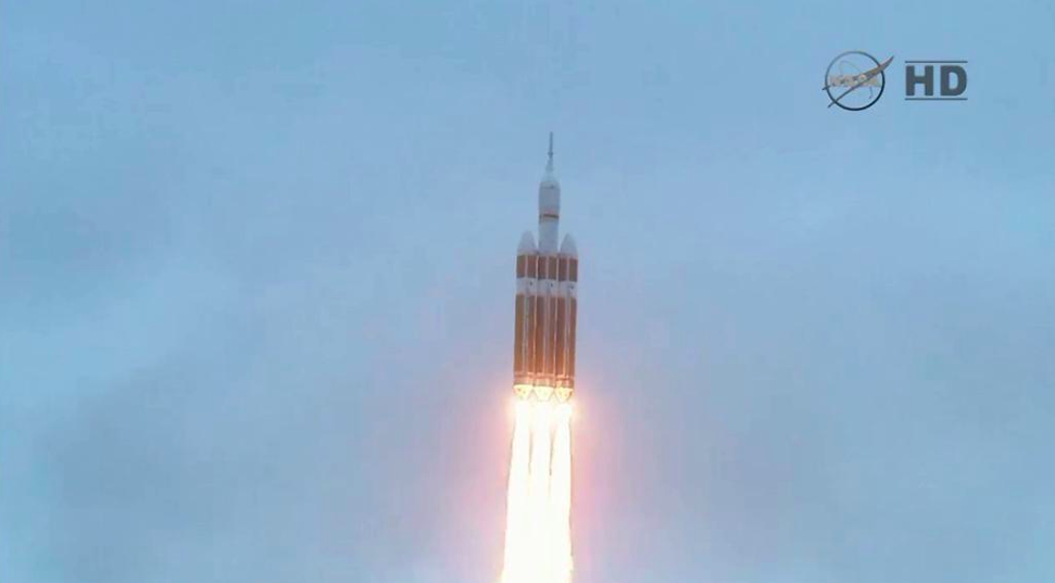newscientist's tweet photo. IT'S OFF! NASA test launches #Orion space capsule for Mars trip http://t.co/j2n8gszVHl http://t.co/PKwlrvIC1n