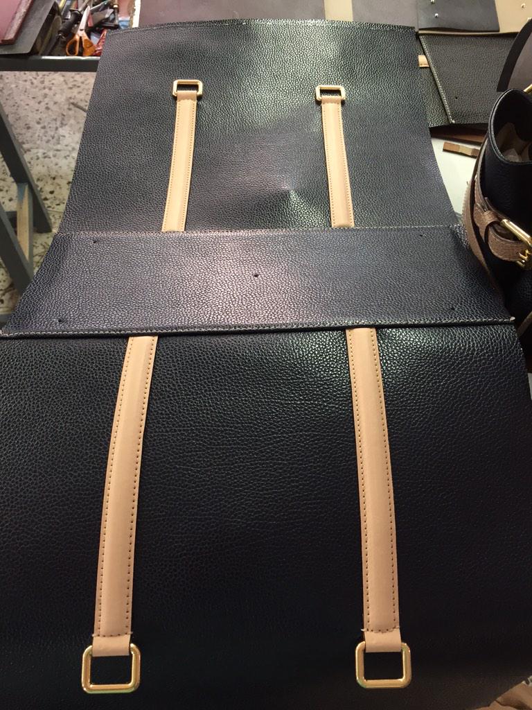 yarasleather's tweet photo. Preparando la primera colección!! http://t.co/djEyQW6ARA