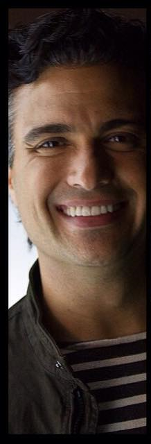 camil_fas's tweet photo. Esse sorriso" <3 :)

#Booooom #Diiiiia #Camilocas http://t.co/ZRnJfZzMic