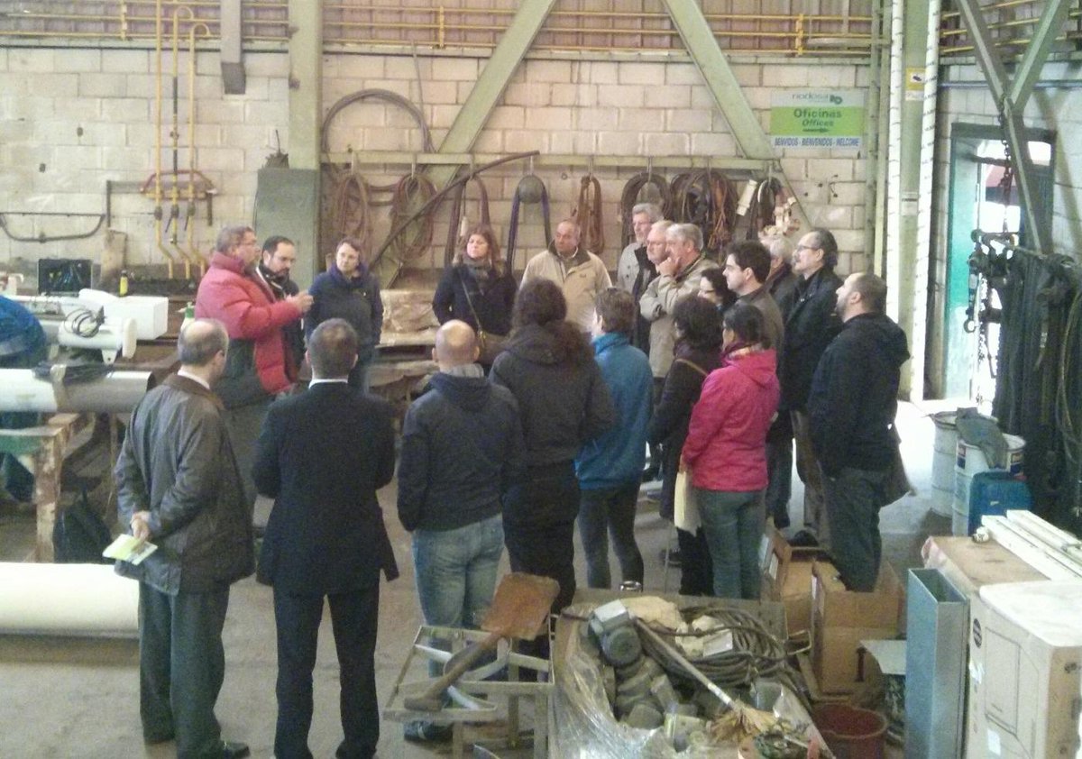 Ecodraga's tweet photo. Comienza la jornada de demostración! Carlos de @HerculesControl nos explica brevemente el proyecto en @nodosasl http://t.co/vit07M50J5