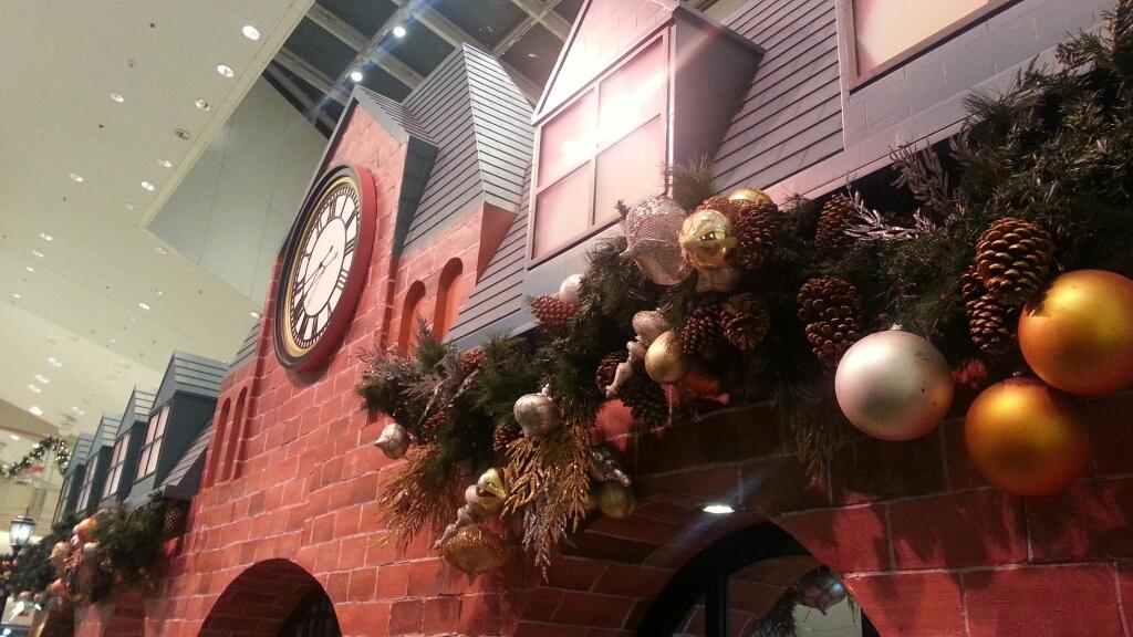 Spotted. #ShoppingMall #decoration in #HK  #2014 #Christmas is coming!