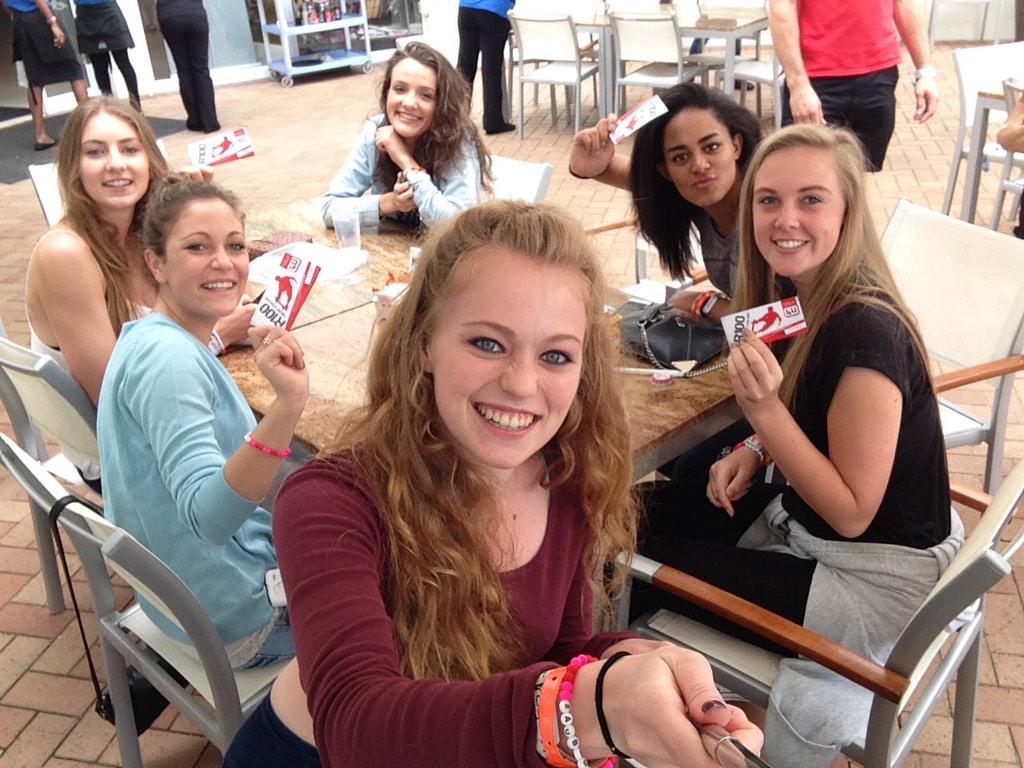 Izzy_Casilli's tweet photo. @rage4ulive thanks for the selfie stick #4u http://t.co/XB0cWIZFKl