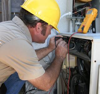 4jorge's tweet image. #FBI Poses as #Repairmen to Bypass #Warrant Process. #Internet #Support #Spying #CyberAttack schneier.com/blog/archives/…