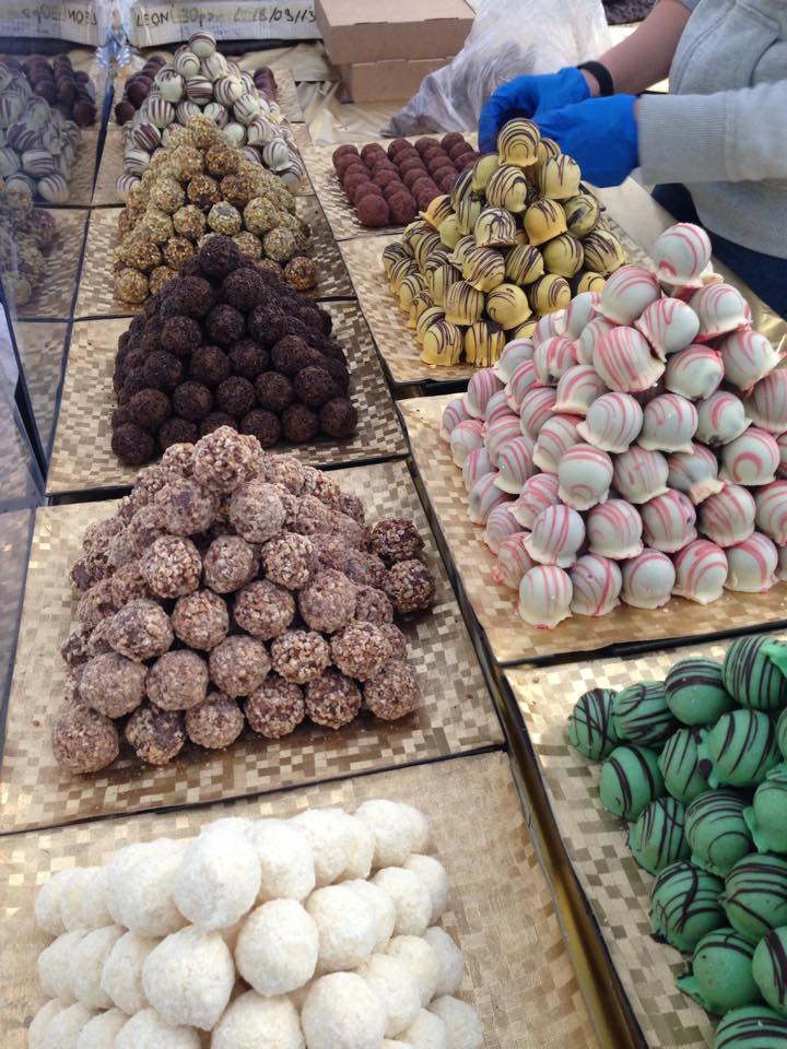 CarrarinaMente's tweet photo. I Chocomoments stanno arrivando! Stand, cooking show, Choco Baby con Peppa Pig e tanto ancora. Golosi preparatevi! http://t.co/n2oyC2JeFG