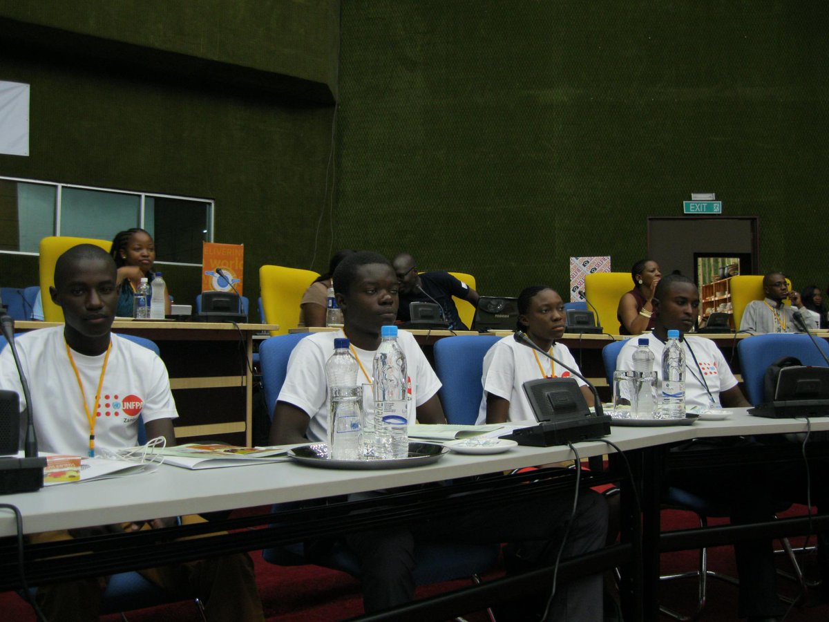 MukaMasha's tweet photo. @unicefzambia ambassadors learn more on wat it takes 4 young people to take action now as Ngwenya straces #ASRHR2014 http://t.co/JopnPrF9ln