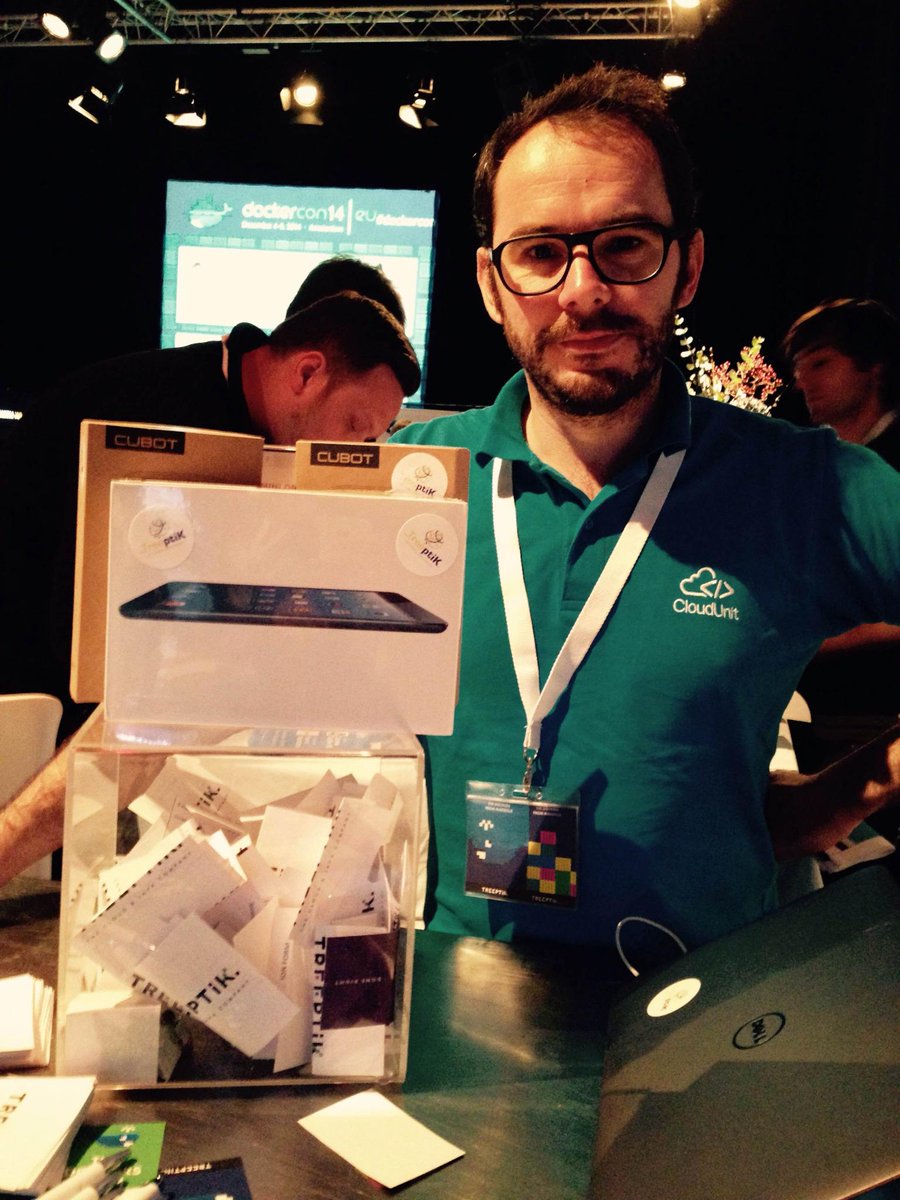 treeptik's tweet photo. The drawn for the ipad will take place in 5 minutes !!!! Come to our stand now !! #dockercon  @treeptikTeam http://t.co/kEiMLStWPf