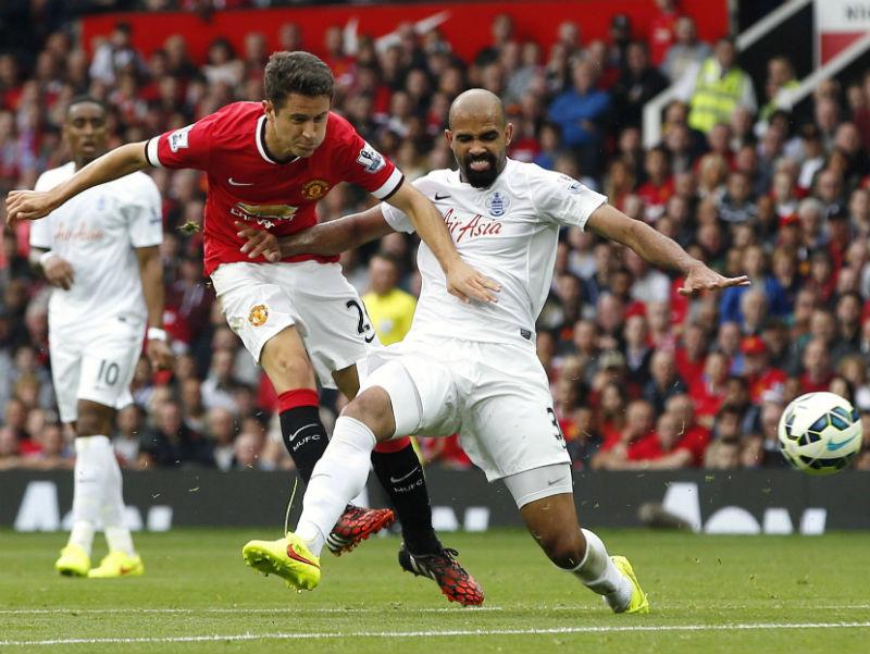 VIVAcoid's tweet photo. RT @VIVAbola: Herrera: Akhir Desember, MU Bakal Kejar Chelsea http://t.co/YUe1p3RGOc http://t.co/H3dSXWUeTy