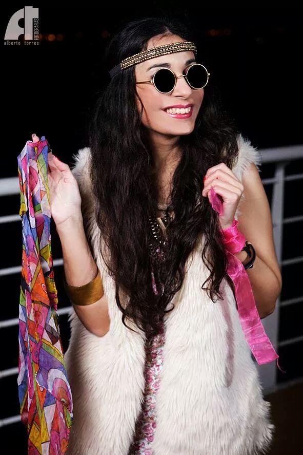 AlbertoCanon60D's tweet photo. Un toque muy hippie para esta sesión con @siildivina http://t.co/wCoDmI3YMv
