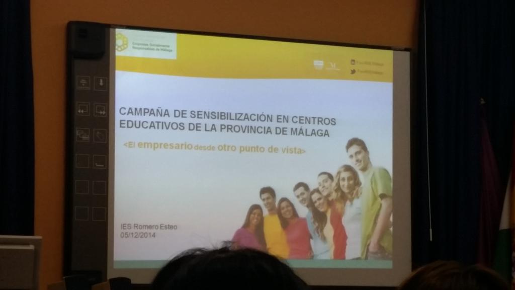 Blas_AlvarezM's tweet photo. Responsabilidad social de la empresa . Con Aertec.Gracias X la apertura de mente #cdicia @FP_eel11 @ForoRSEMalaga http://t.co/cIPwEoS7hL