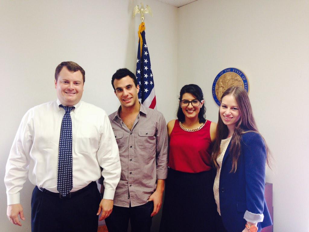 knight_pac's tweet photo. KnightPAC students met with District Rep. Patrick Kelly this morning! He is a member of Congressman #JohnMica office. http://t.co/EKToWgwhm5